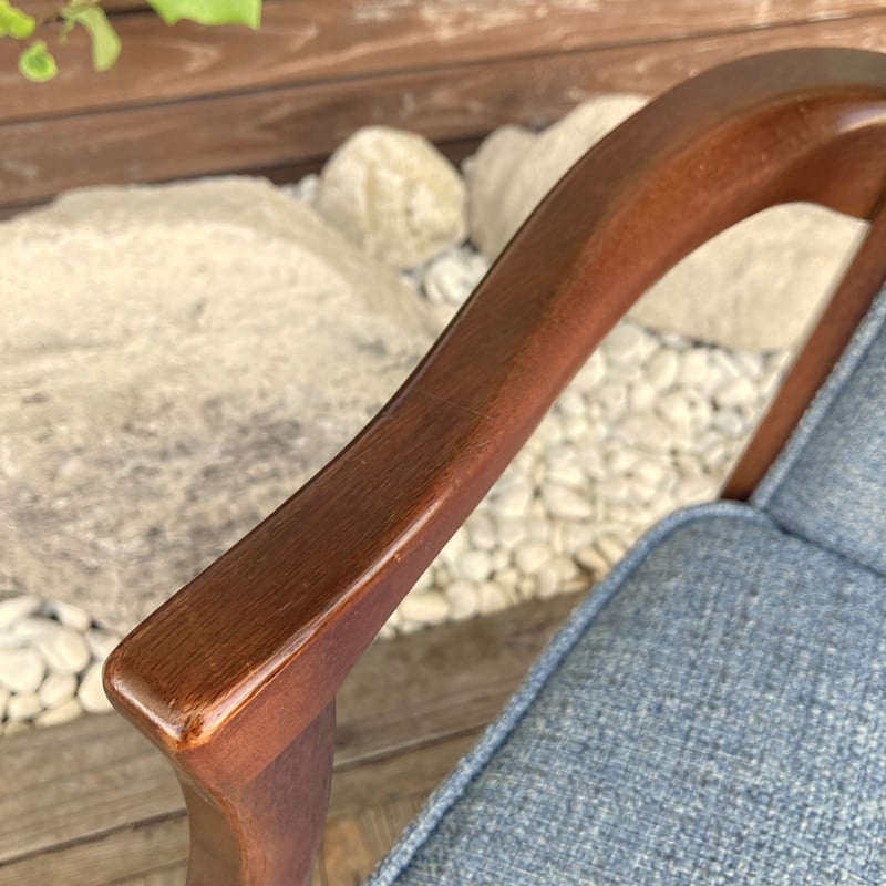 2094 マルニ木工 / ベルサイユ アームチェア | 家具の富士