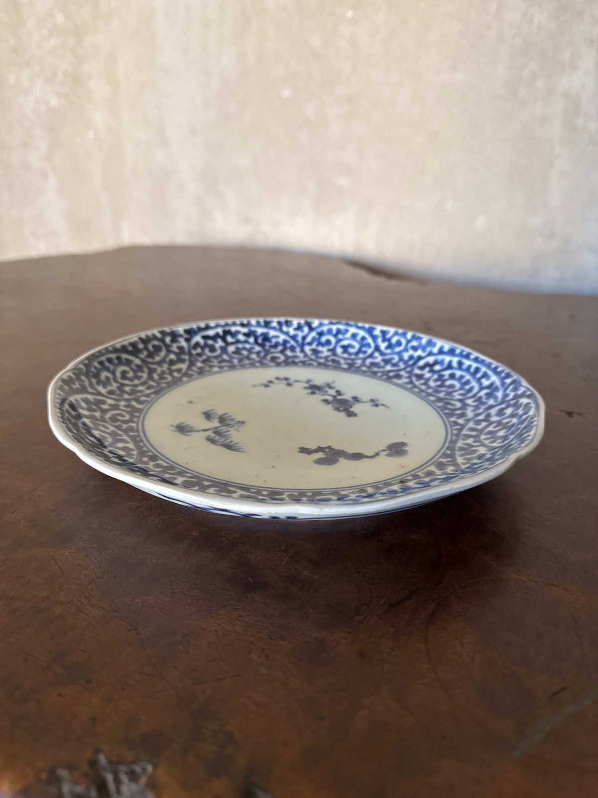 古伊万里 染付蛸唐草文 輪花七寸皿 太蛸！ 1枚 | Kaikaroman ONLINE STORE