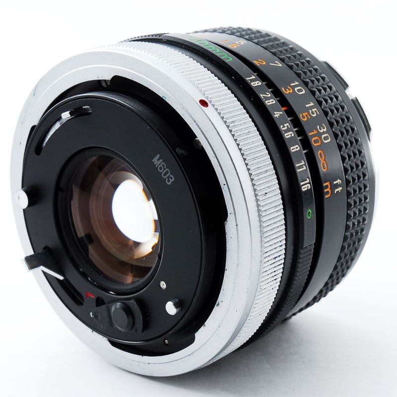 Canon FTb QL 35mm SLR / Canon FD 50mm f/1.8 | B