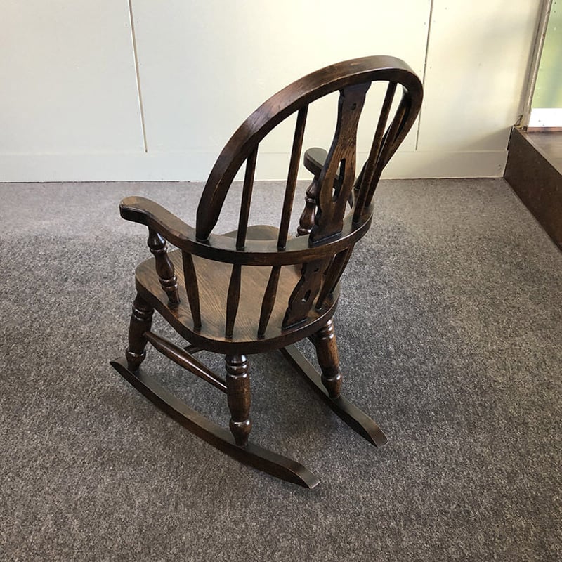 イギリス製 ヴィンテージ キッズ用ロッキングチェア | FUJIWAKAYAMA