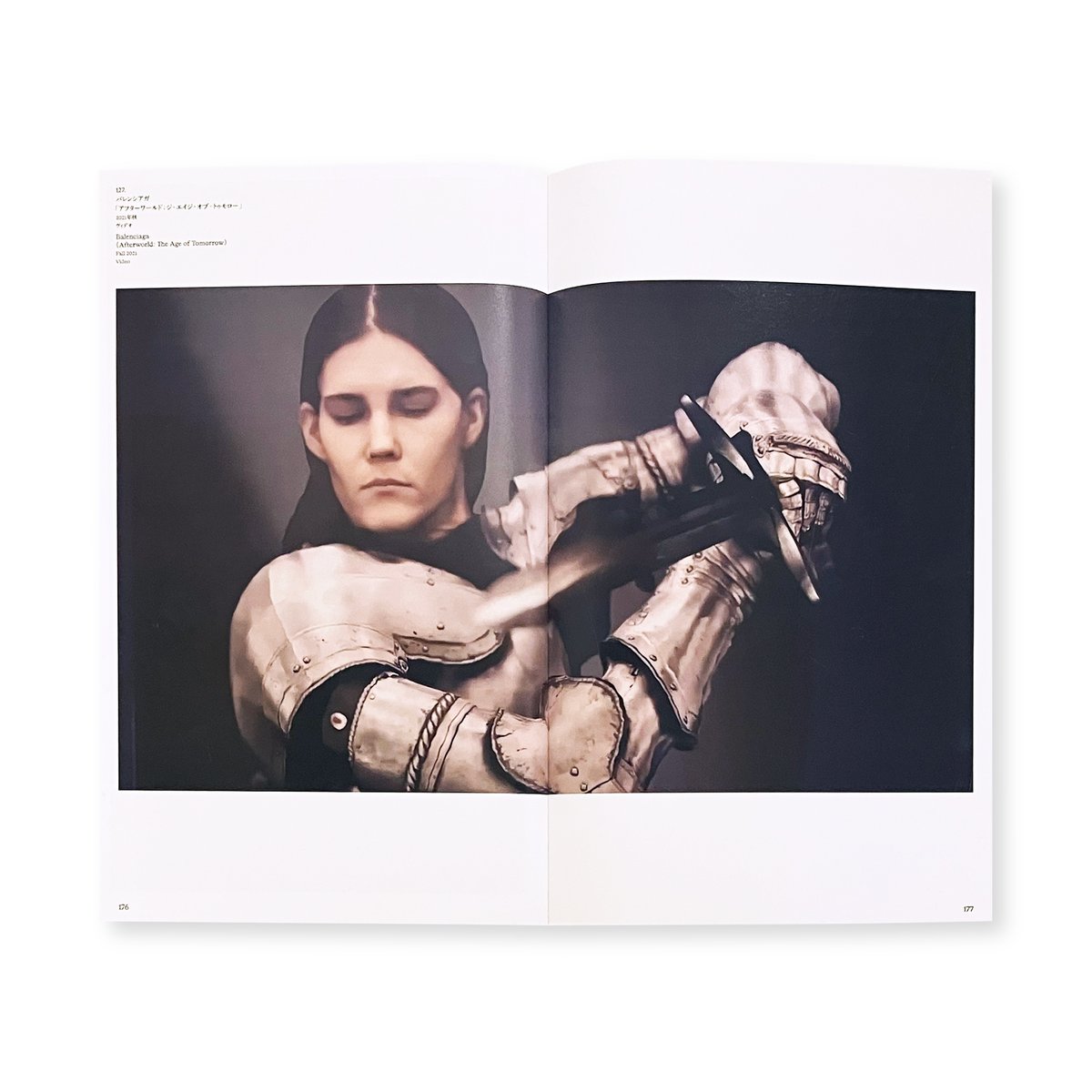 図録】LOVE ファッション─私を着がえるとき | Gallery 5