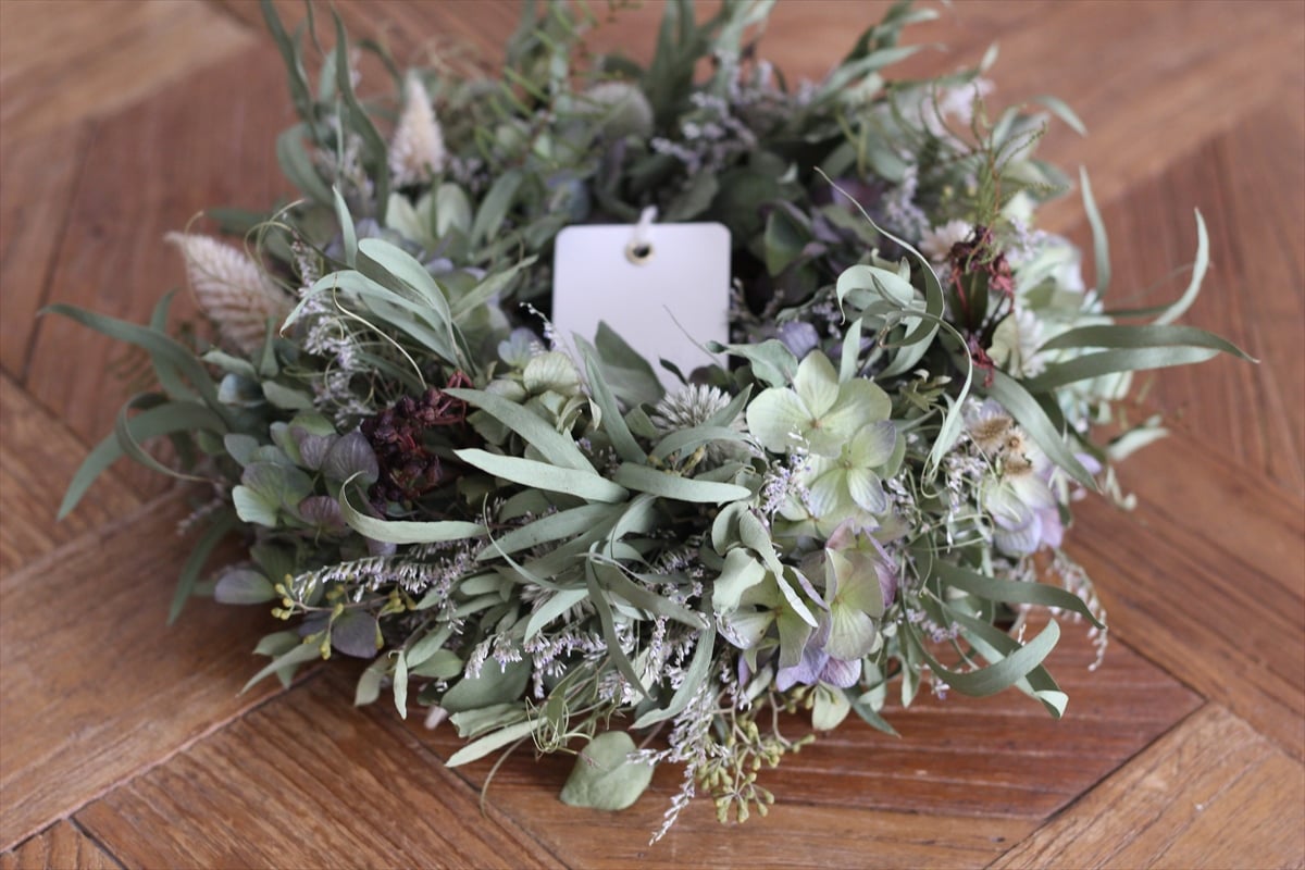 ユーカリと紫陽花のフライングリース | F L E U R I