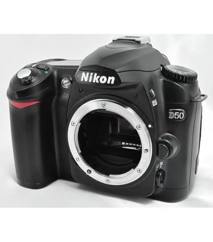 Amazon | Nikon D70 デジタル一眼レフカメラ レンズキット [AF-S DX