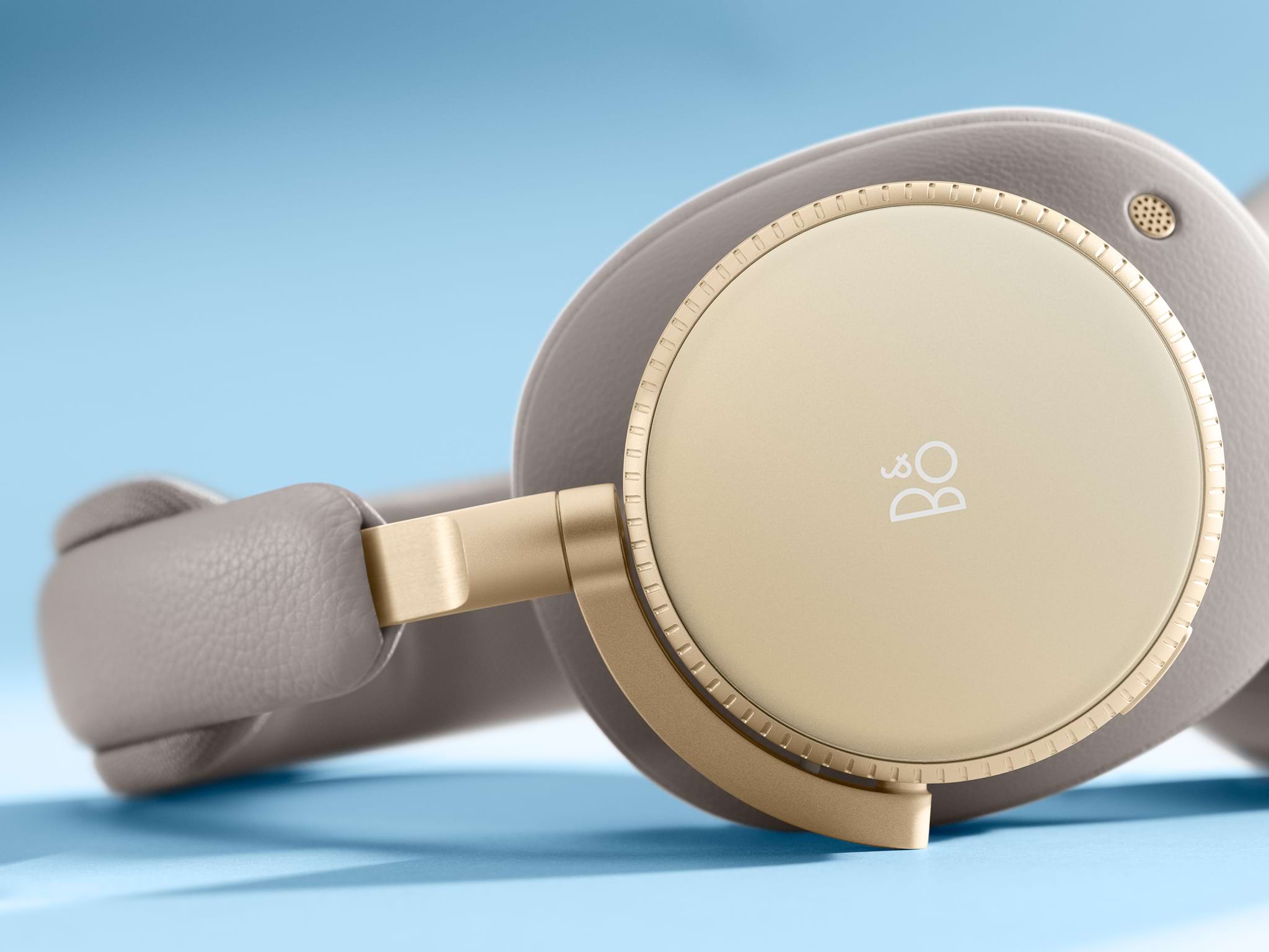 Beoplay H100 – Dolby Atmosに最適化されたヘッドフォン | B&O