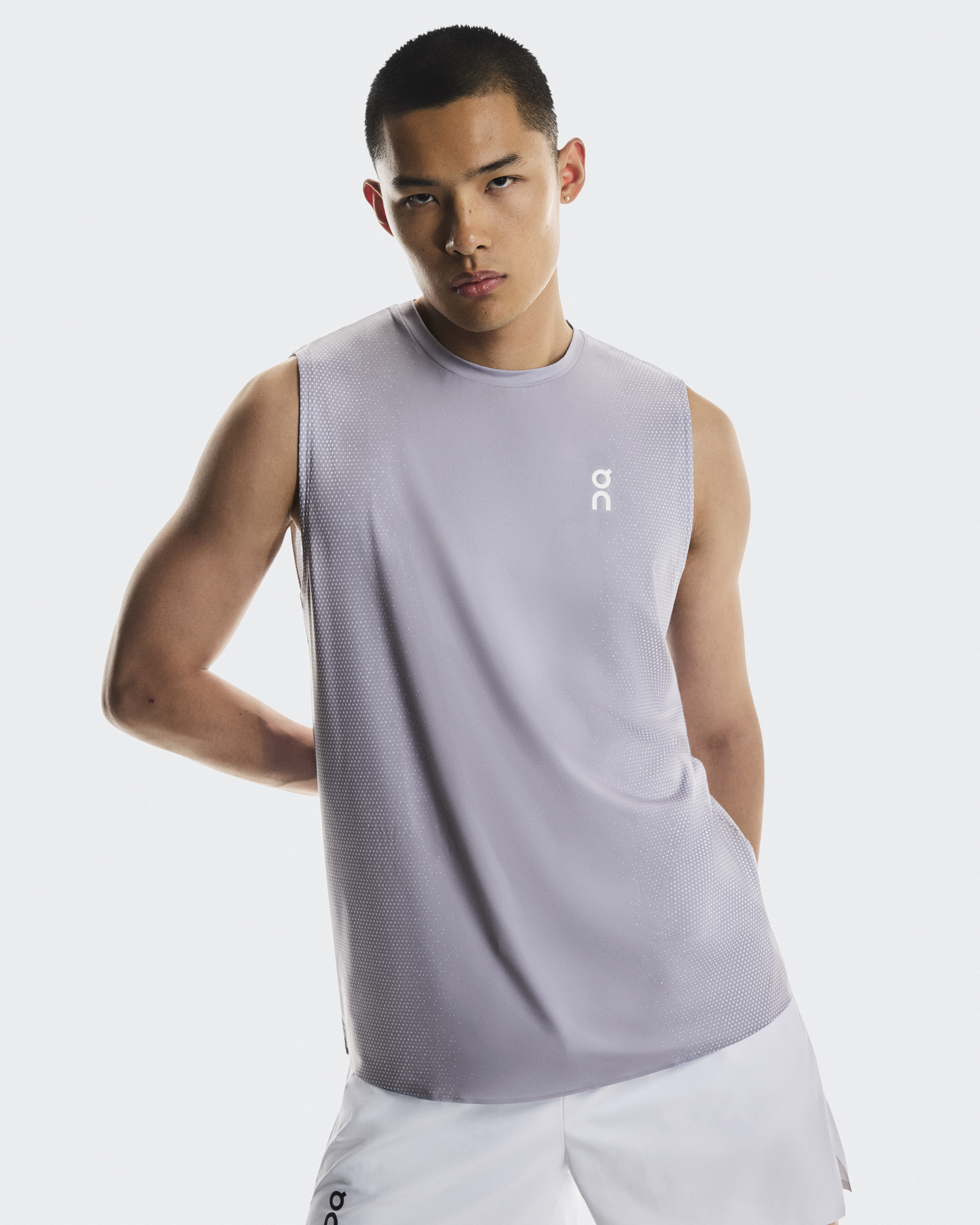 Court Tank: Men's Lightweight Sleeveless Tennis Top | On | On