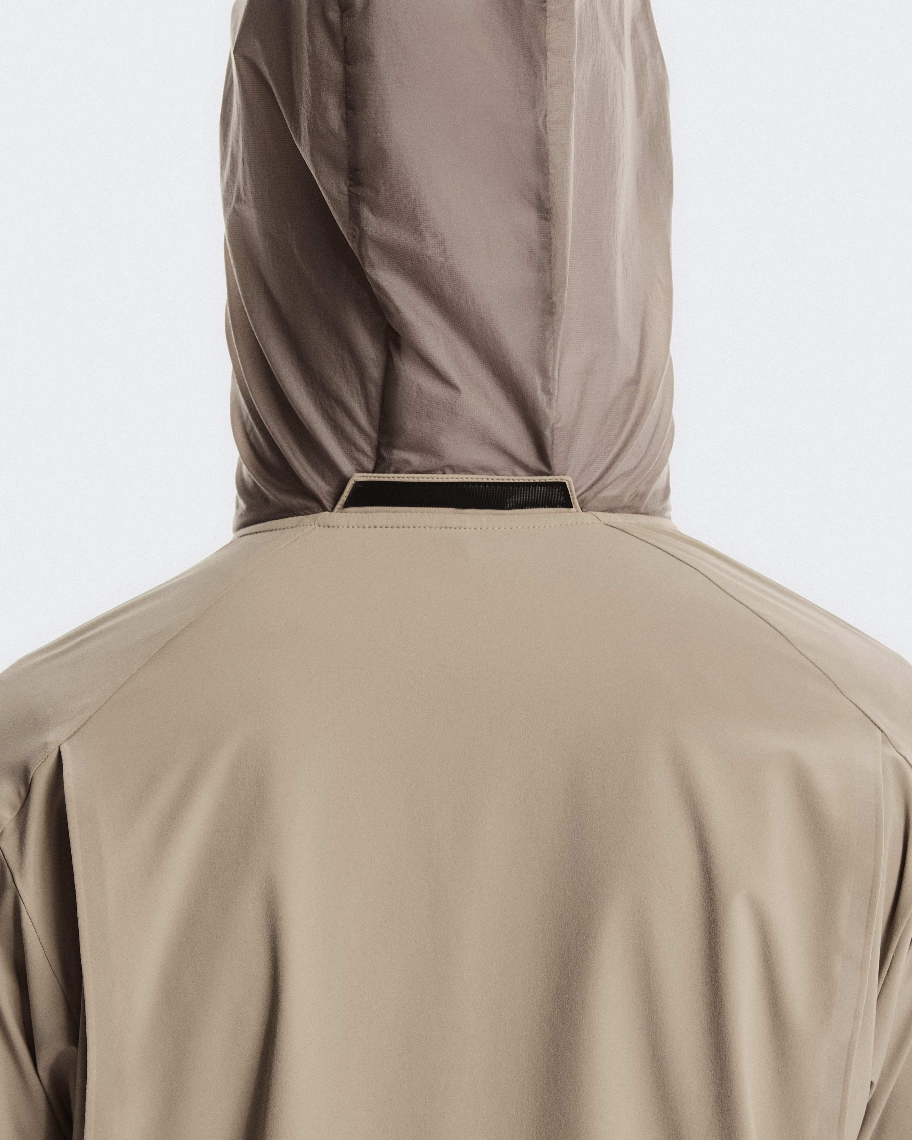 メンズ Trail Breaker | ベージュ | On 日本