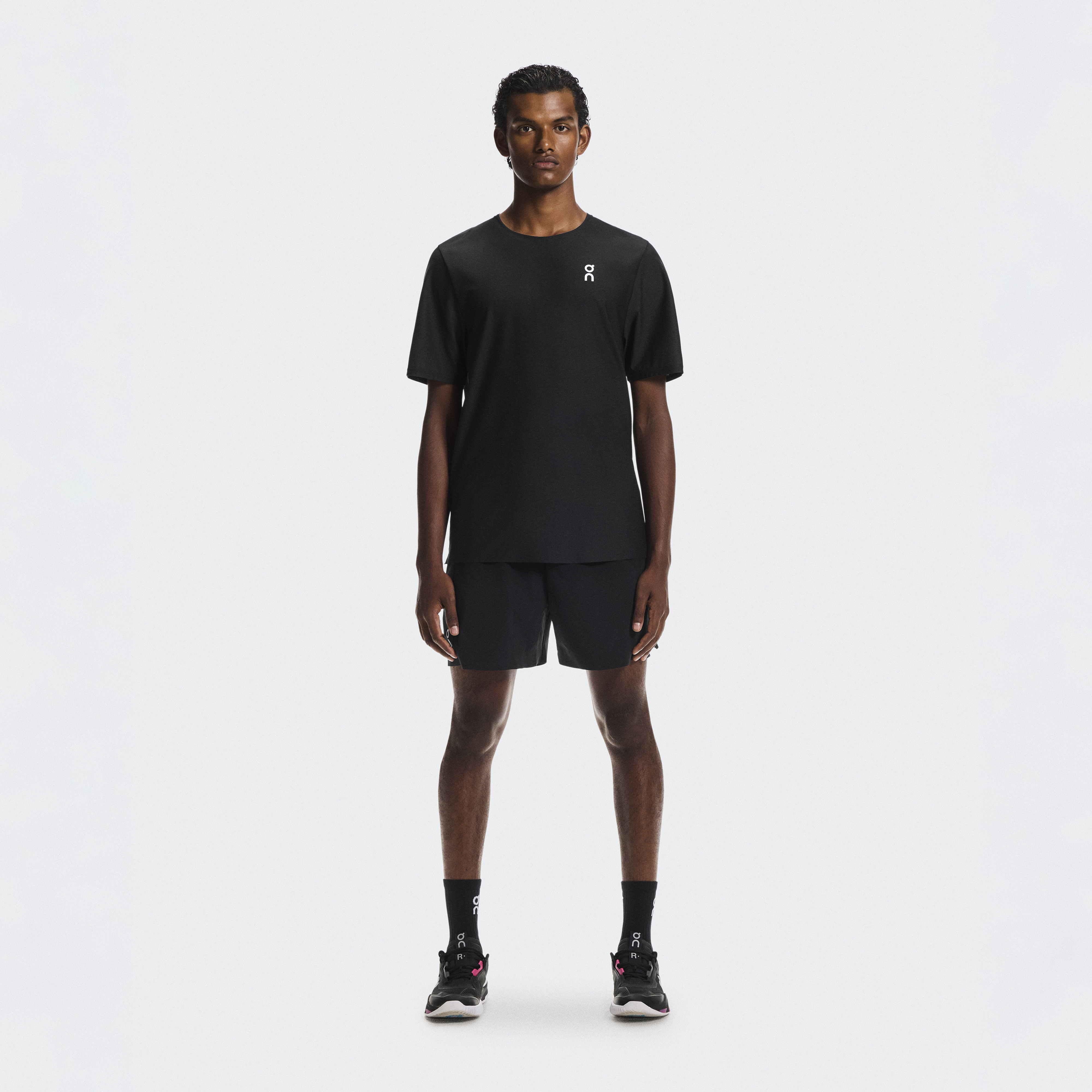 Tennis Apparel: Men's Performance & Lifestyle Clothes | On Japan