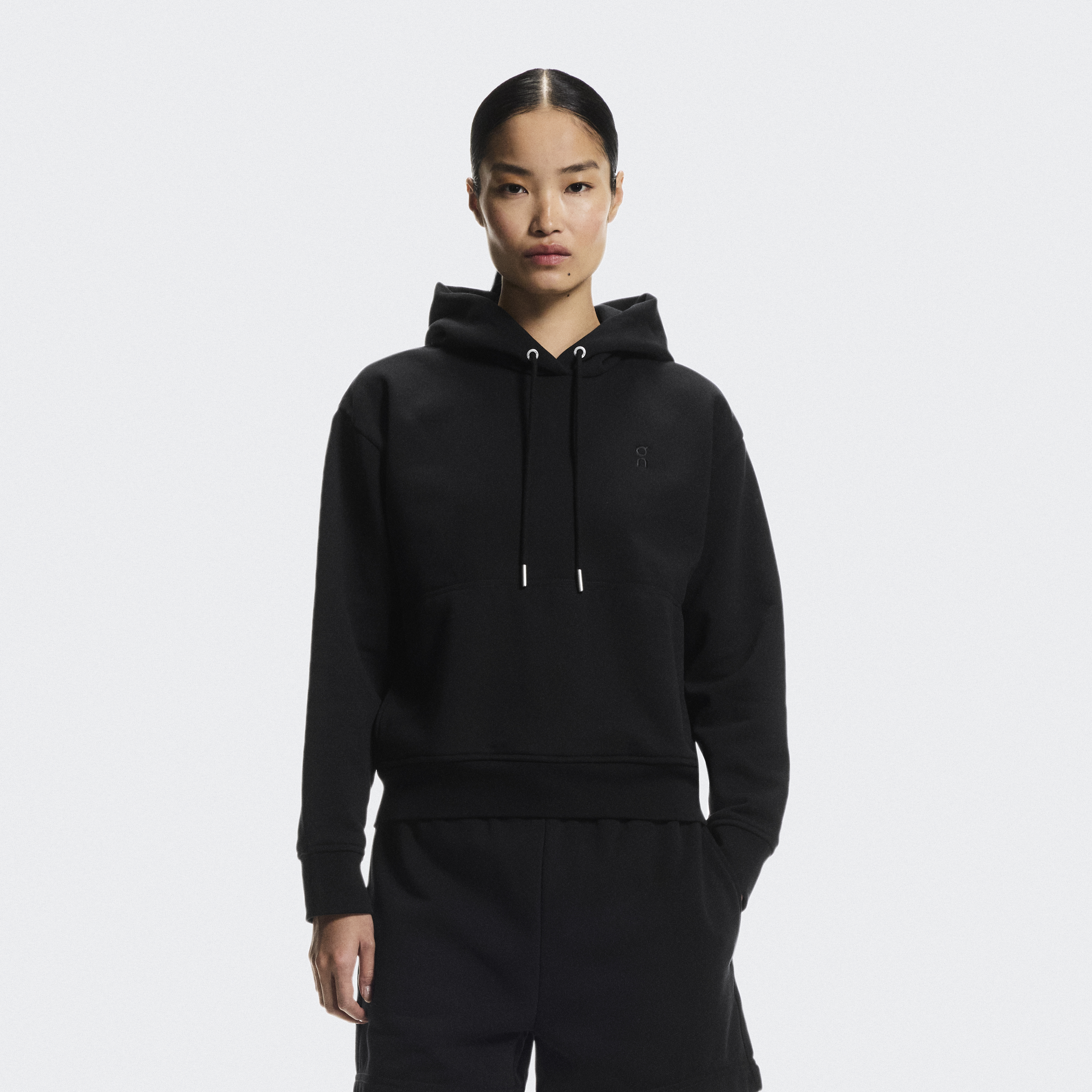 ウィメンズ ランニングシューズ＆アパレル | On 日本