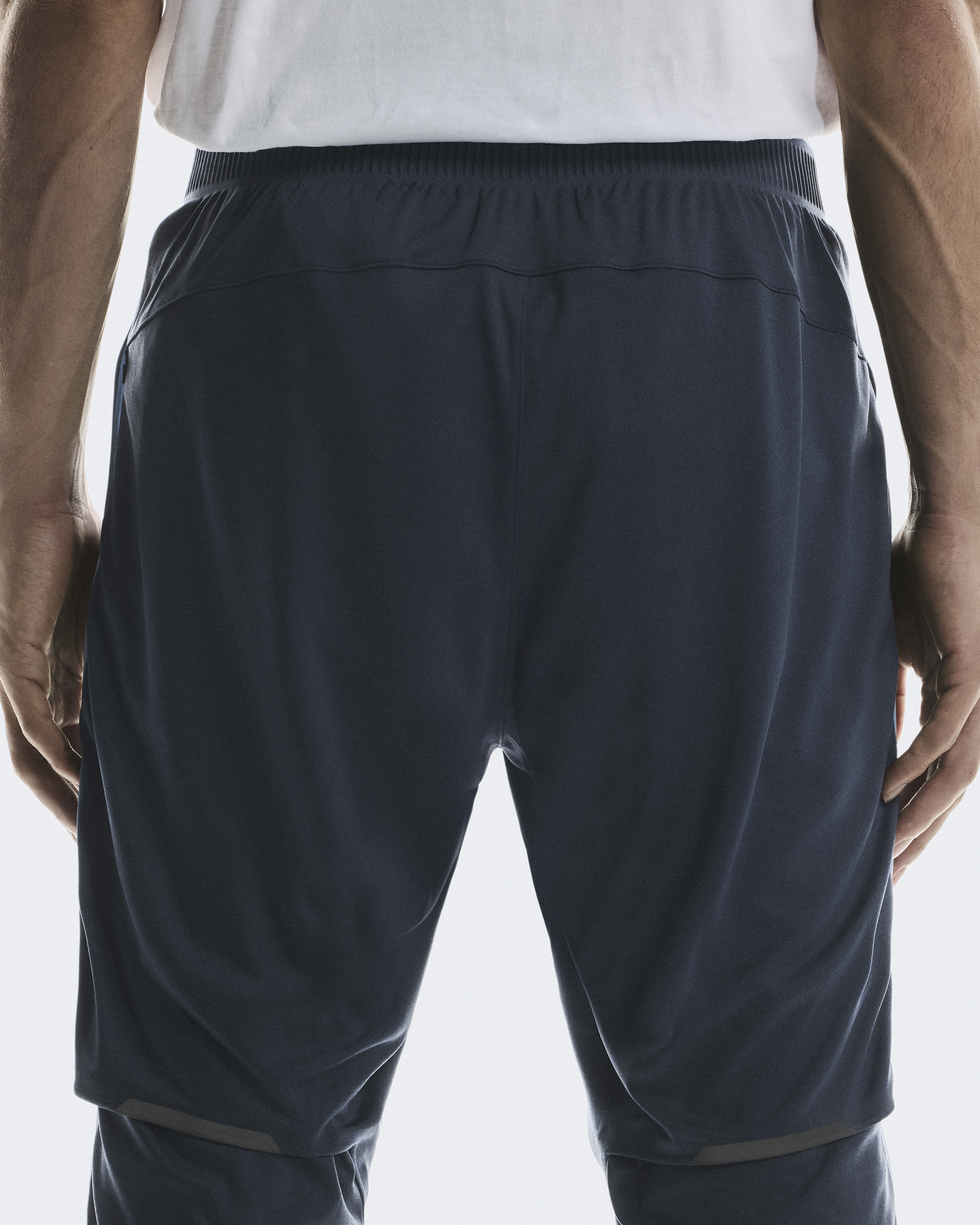 メンズ Weather Pants | ブルー | On 日本