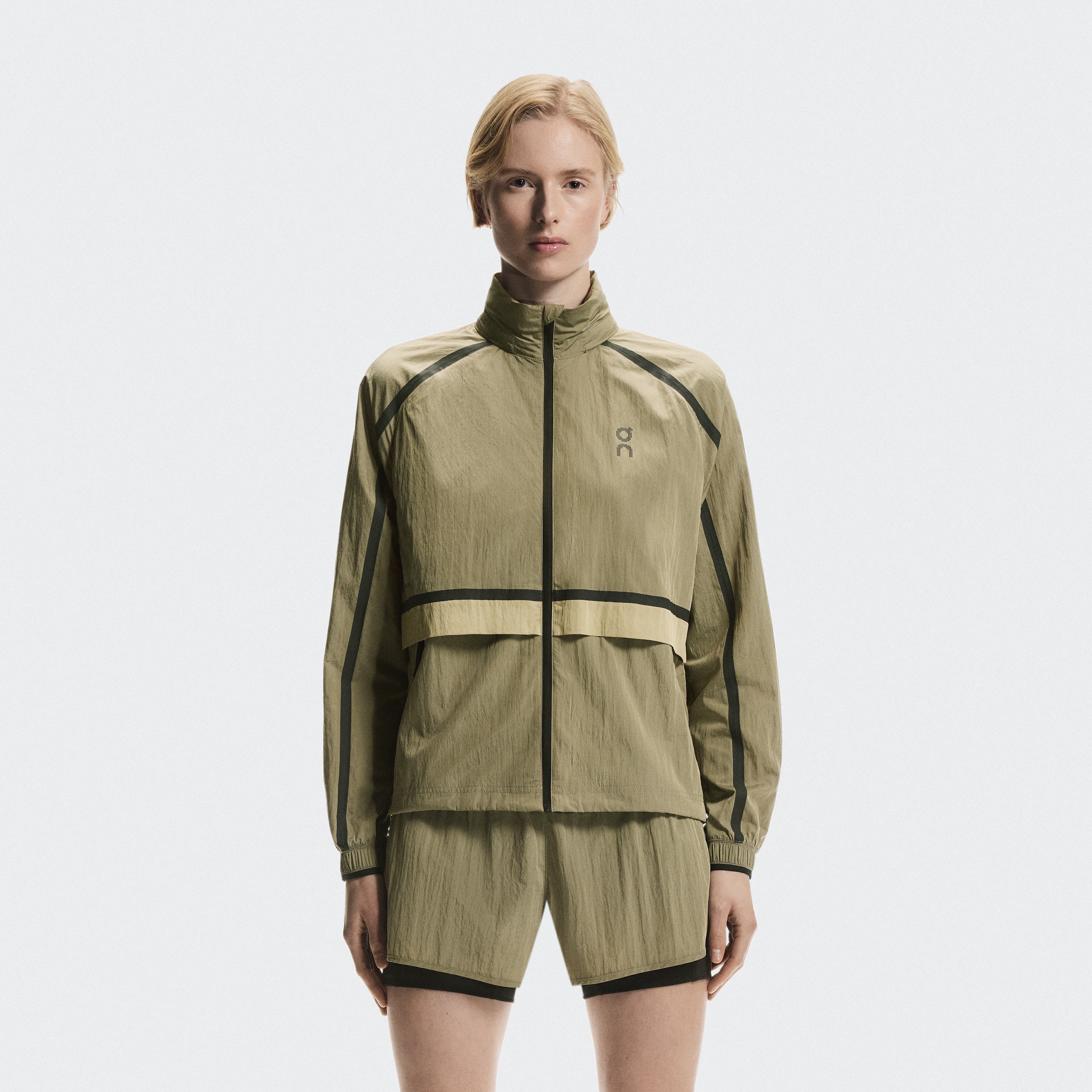 ウィメンズ冬用ランニングジャケット | On 日本