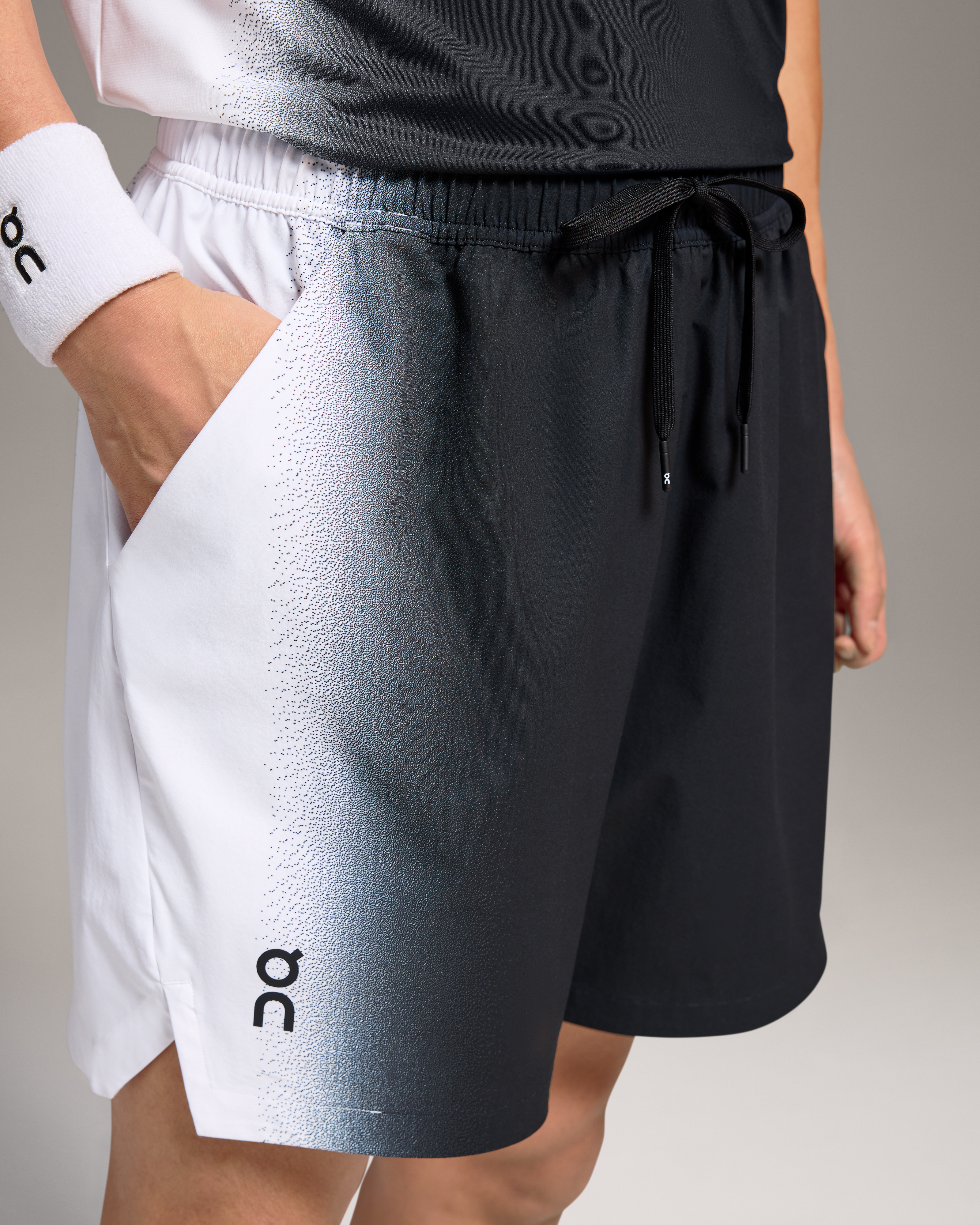 Men's Court Shorts | Black | On France