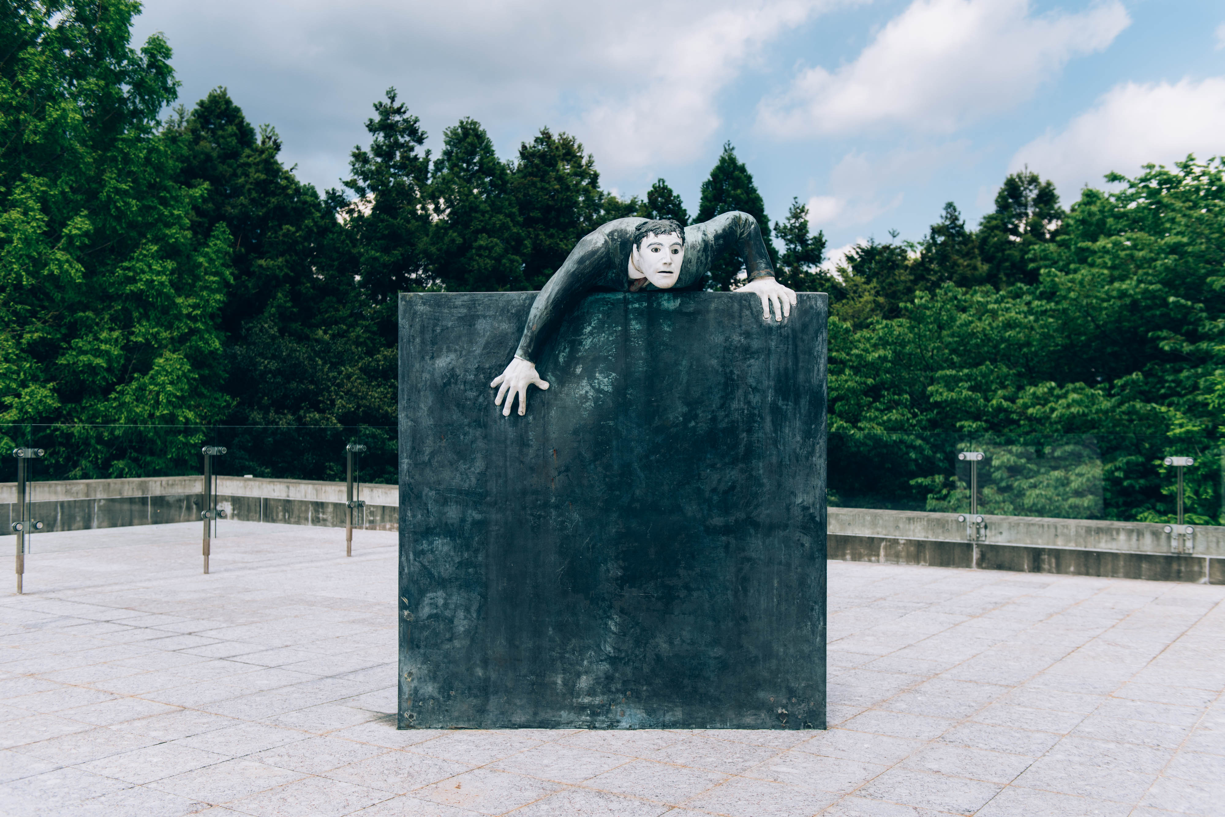 ヴァンジ彫刻庭園美術館が2023年1月から大規模修繕のため休館