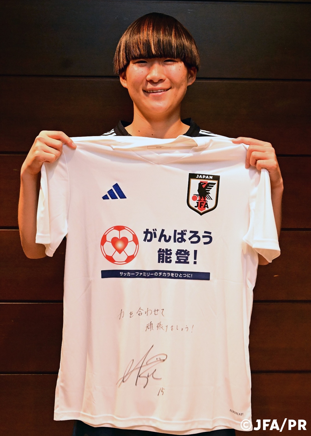 HATTRICK（ハットトリック）-選手の想いをファンへ届ける公式