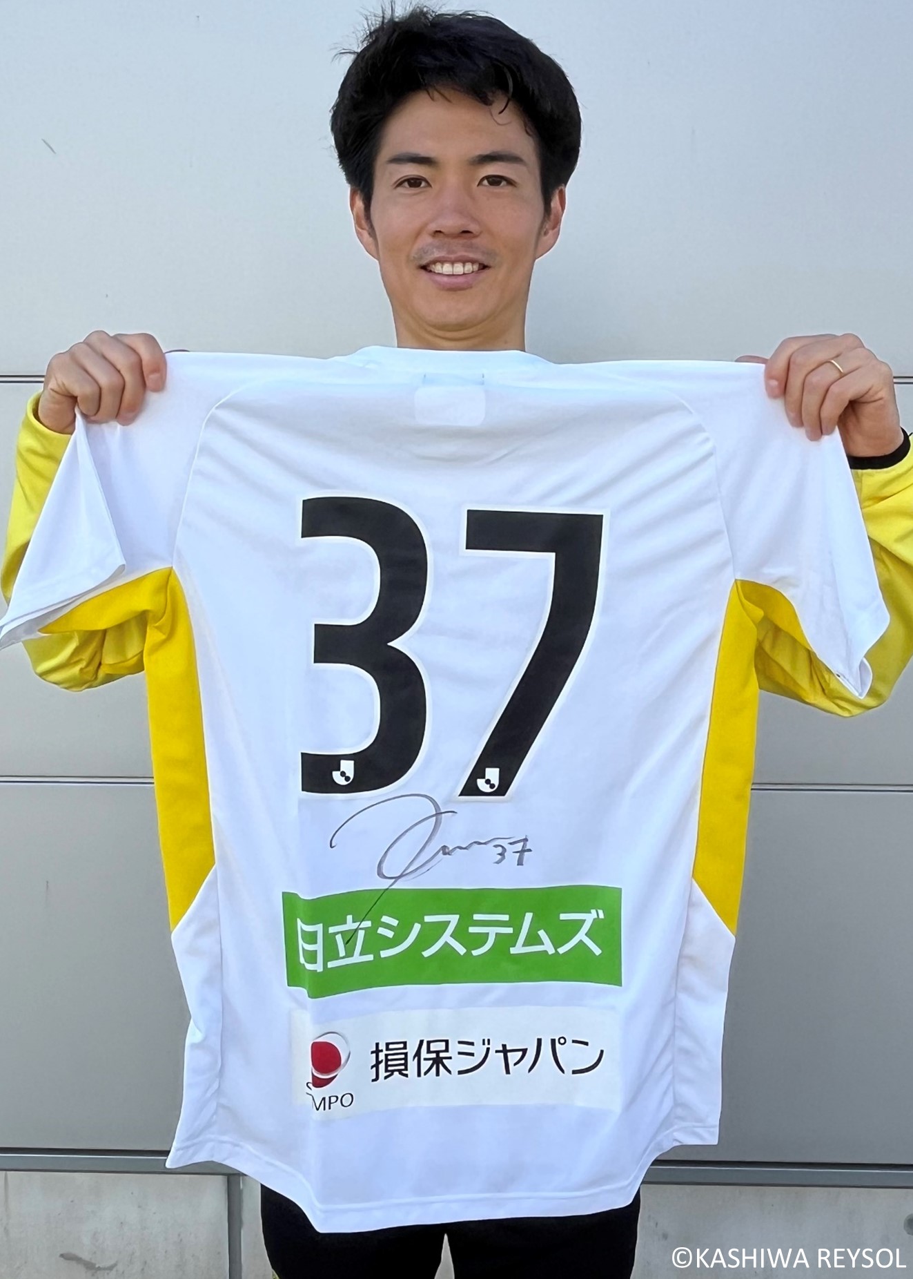 HATTRICK（ハットトリック）-選手の想いをファンへ届ける公式