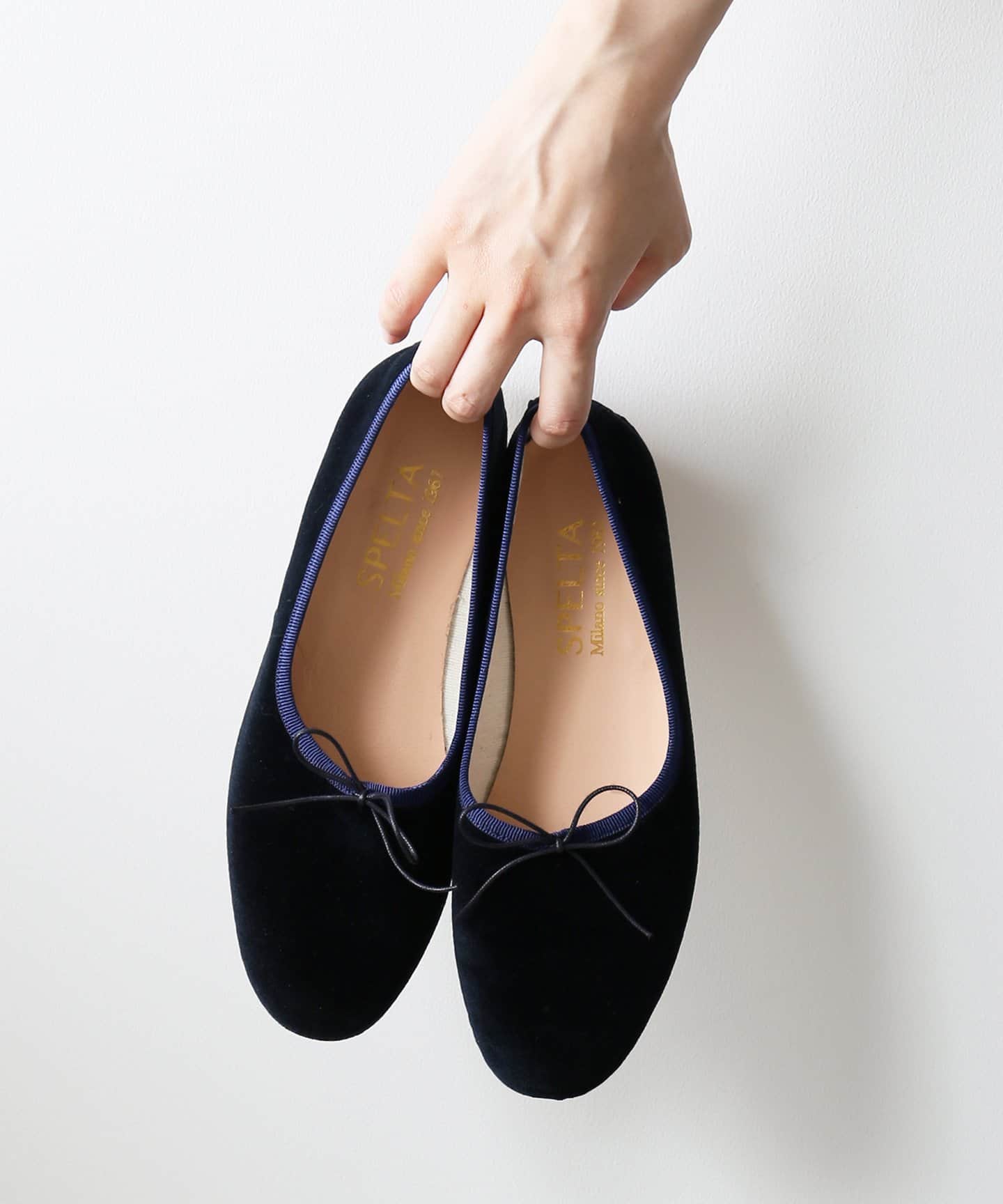 Spick and Span 】【SPELTA】ベルベットバレエシューズ◇[品番