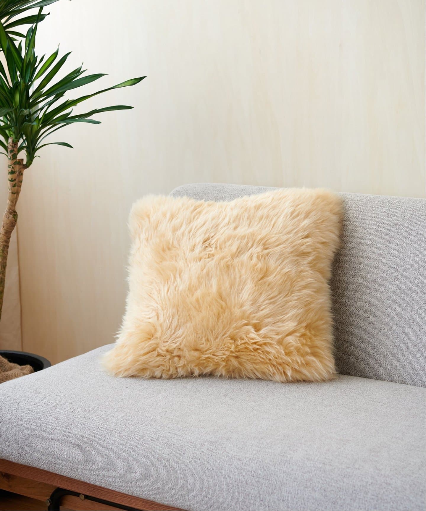 SHEEPSKIN CUSHION シープスキン クッションカバー 45cm角（ラグ
