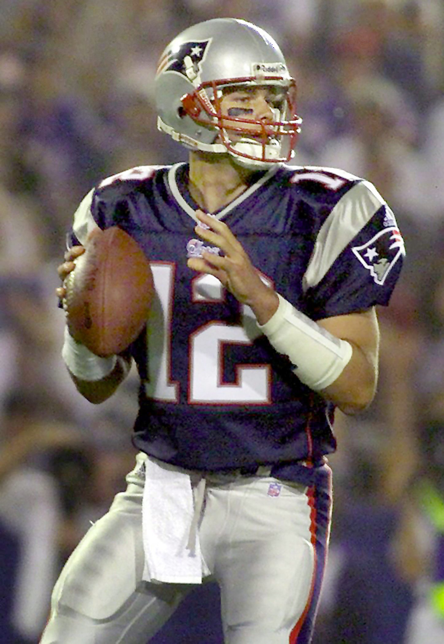 NFL】20年前のその日、QBトム・ブレイディの伝説が始まった | BBM