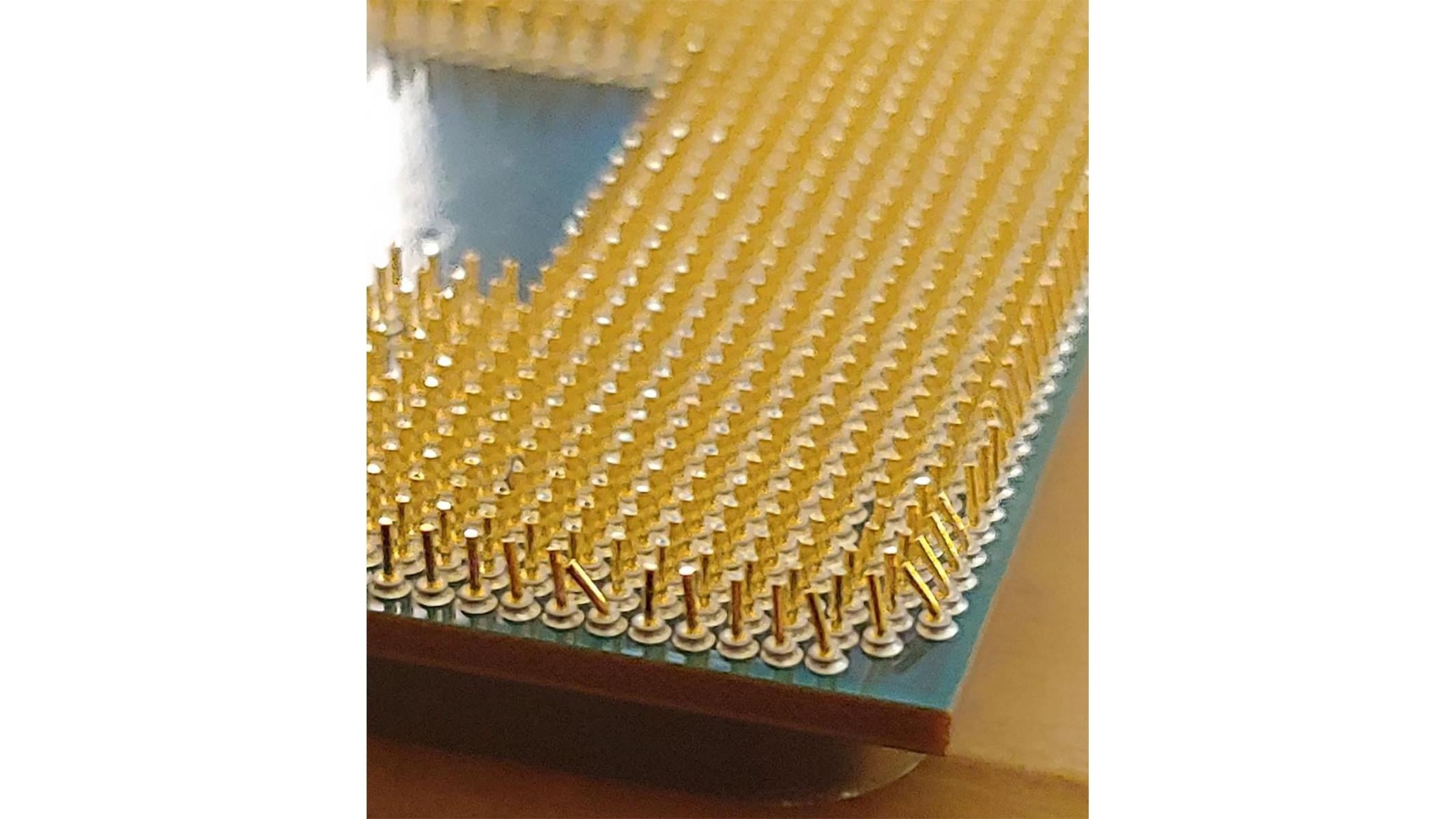 Amazon Destroys Customer's Ryzen 5 5600X CPU In Another Soft Pack