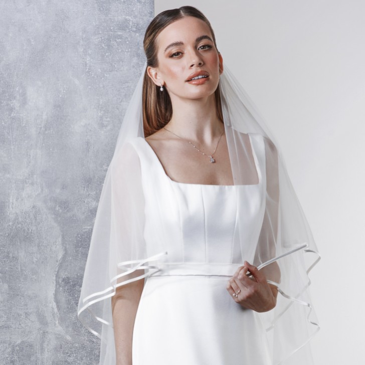 Bianco Ivory Two Tier Satin Edge Chapel Veil S208