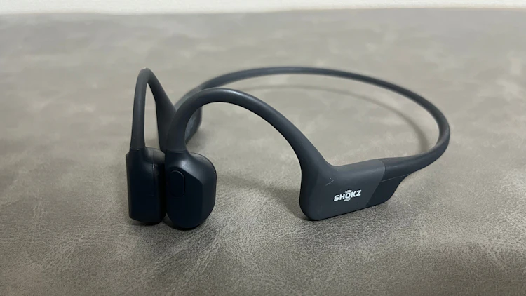 Shokz OpenRunレビュー】骨伝導イヤホンで迷ったらこれを買え！