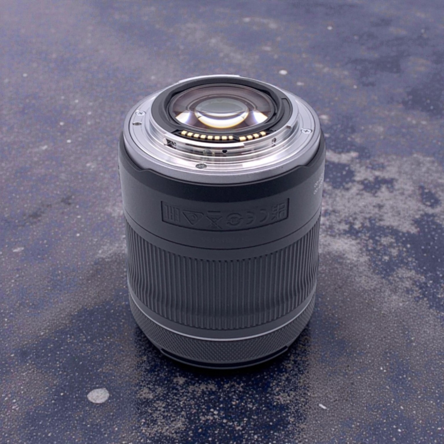 Canon RF 24-105mm F4-7.1 IS STMの中古 (美品)・¥39,820 by vonyo