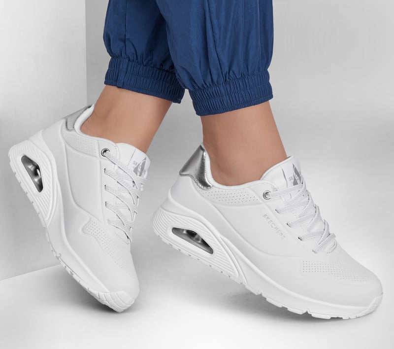 スケッチャーズ ウノ - シマー アウェイ | SKECHERS JP