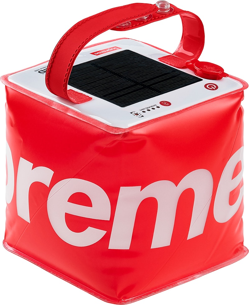 Supreme LuminAID Packlite Nova USB Red - SS18 - US