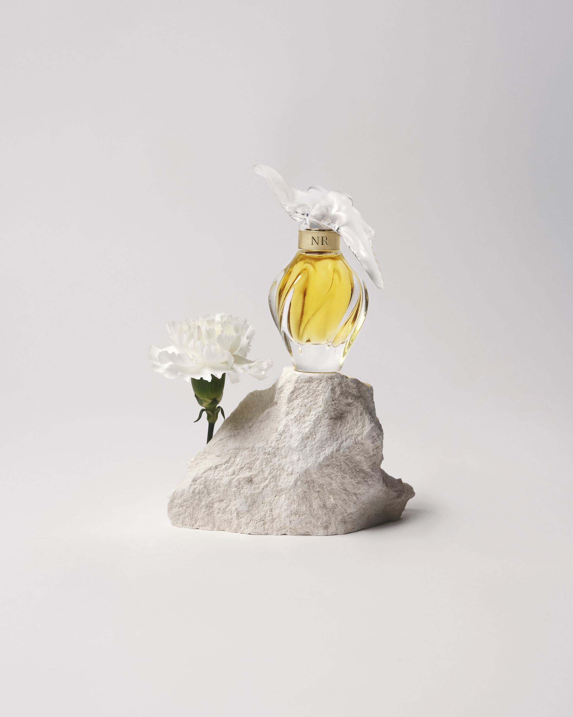 メゾンのアイコンである L'Air du Temps レール デュ タン by Nina