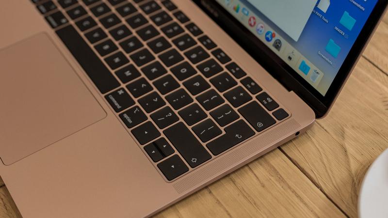 MacBook Air 2018 Review: Gold Standard - Tech Advisor