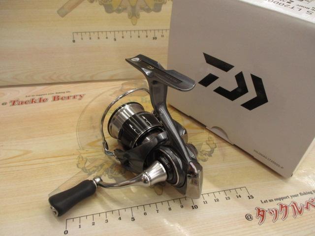 24ルビアス LT2000S-P｜＠ベリーネット 日本最大新品中古釣具WEBショップ