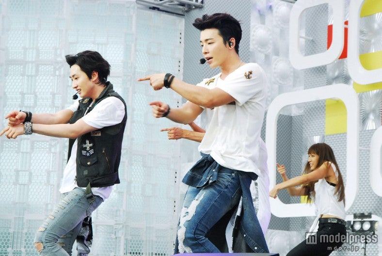 SUPER JUNIORドンヘ＆ウニョクの“新しい姿”、真夏のお台場で解禁