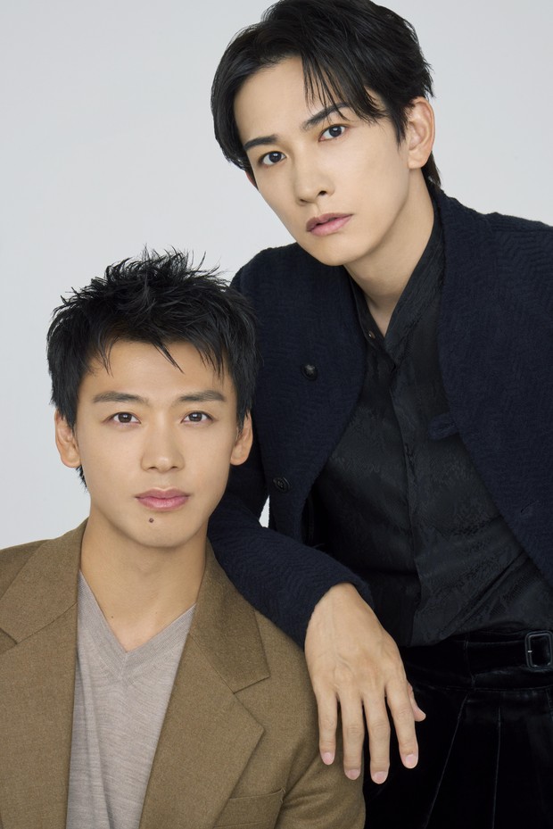 竹内涼真さん×町田啓太さん】「竹内くんは彫刻のよう」「町田くんの