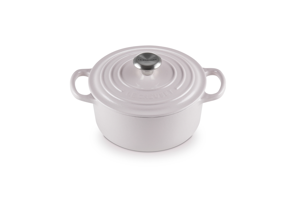 フレンチに欠かせない香味野菜に着想した新色「エシャロット」。New