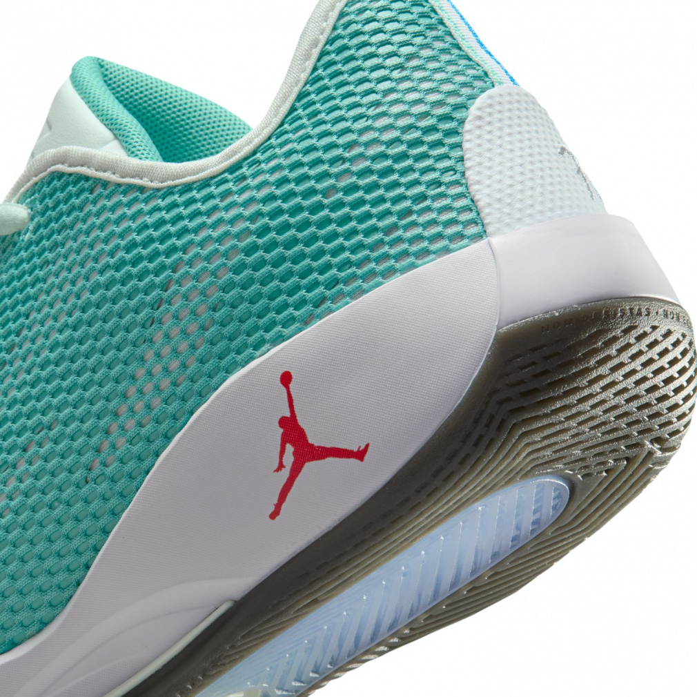 ジョーダン LUKA 77 Love Letter PF ルカ 77 Love Letter PF IF1611