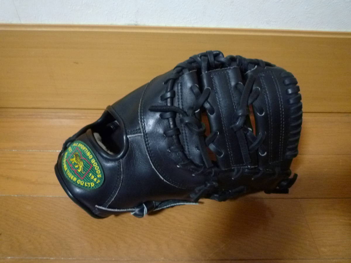 少年用】ミツワタイガー ファーストミット 右利き用 レアカラー 少年用