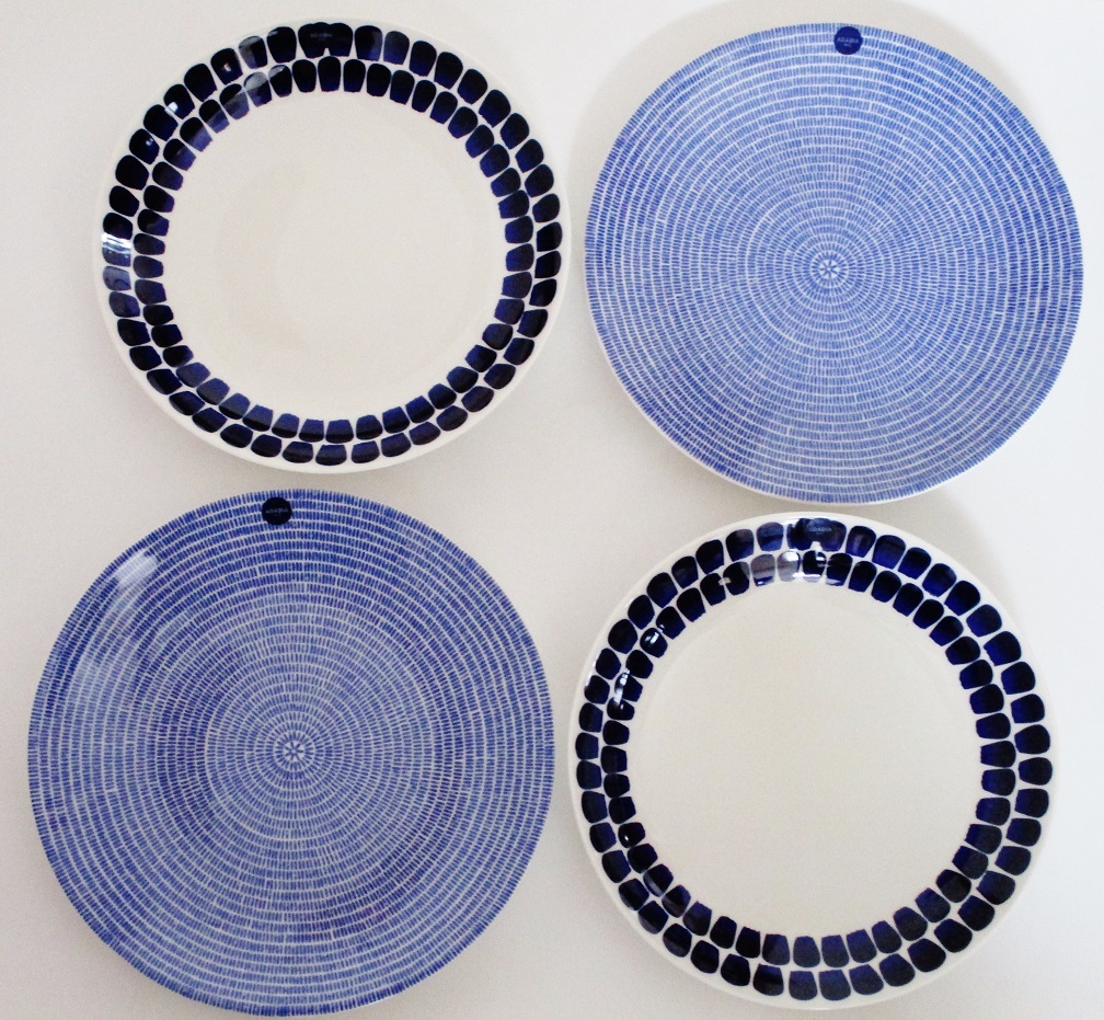 ブランドロゴ入りボックス付属 アラビアARABIA パスタ・プレートペア