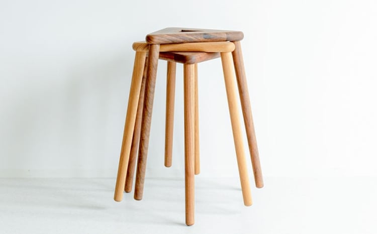 重ねてスッキリコンパクト】三角スツール3脚セット 日田市 / 日東木工