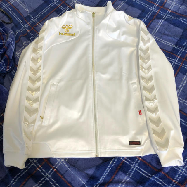 hummel - ヒュンメル 光沢ジャージセットアップの通販 by こじろー