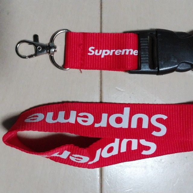 Supreme - supreme ストラップ の通販 by いろこと｜シュプリームなら