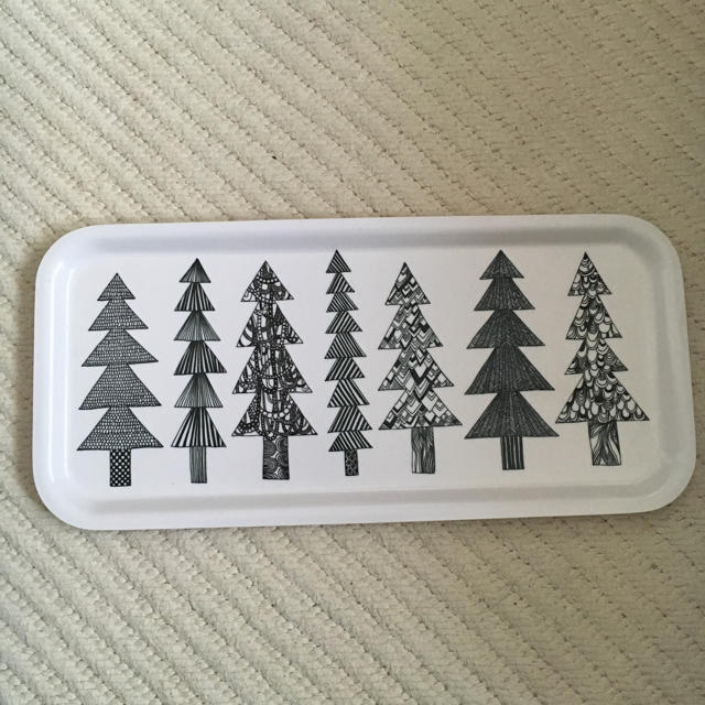 marimekko - marimekko ツリー柄トレイの通販 by 。｜マリメッコならラクマ