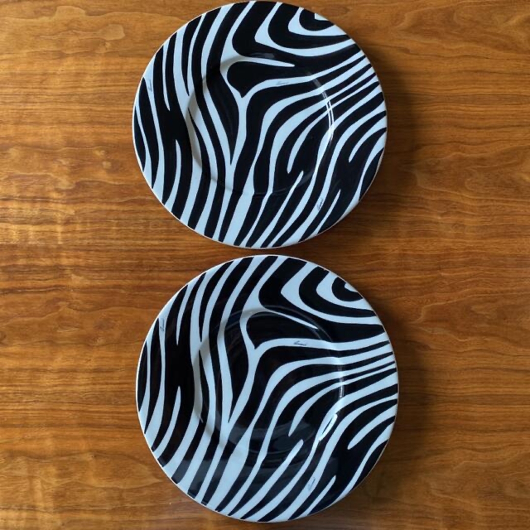 GUCCI - 【希少レア柄】新品未使用 グッチ ゼブラ 大皿 食器 プレート
