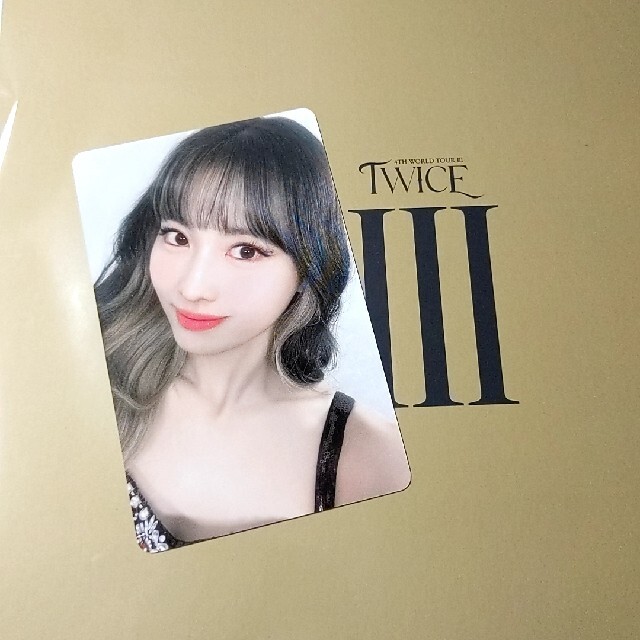 TWICE - TWICE トレカ(モモ) WORLD TOUR IIIの通販 by ちょこっと's