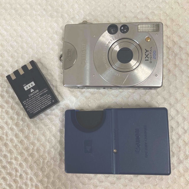 Canon - ジャンク品(壊れてます) デジカメCanon IXY Digital 200の通販
