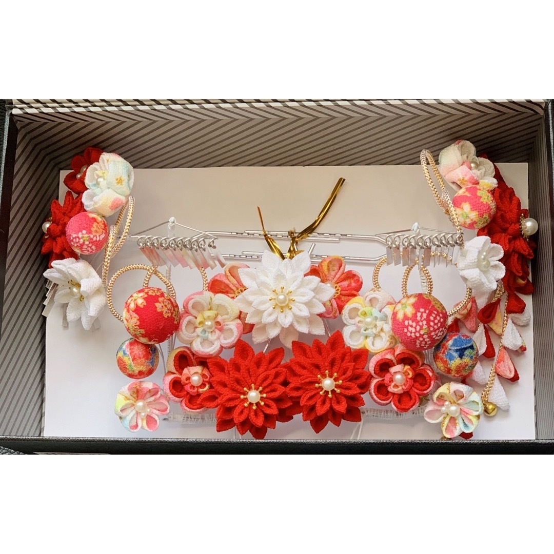 七五三髪飾りセット つまみ細工 7歳 パステルカラー 赤色×白色 5-Sの