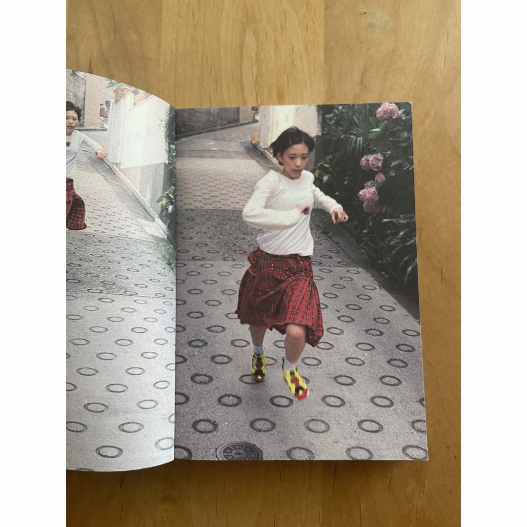 川島小鳥 森川葵 20歳の頃の通販 by tiiim｜ラクマ