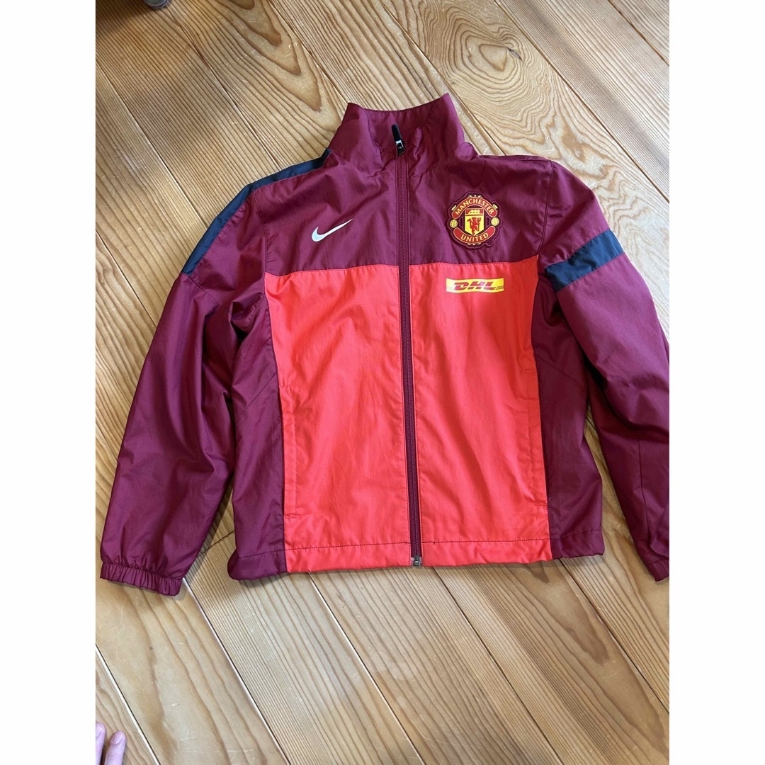 NIKE - NIKE マンチェスターユナイテッド ウインドブレーカーの通販 by