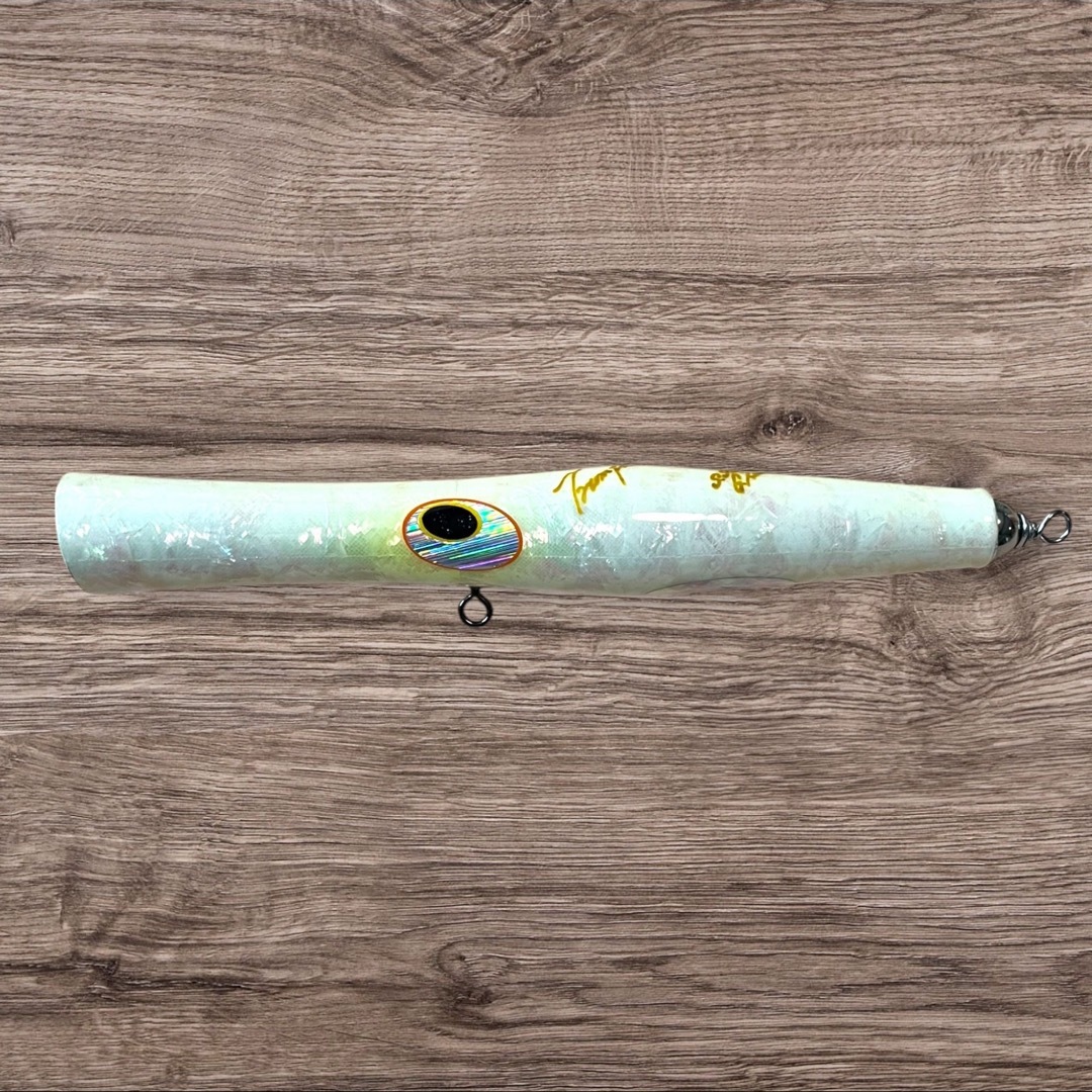 新品未使用】 貝田ルアー トランペット230 ホワイトアバロン の通販 by