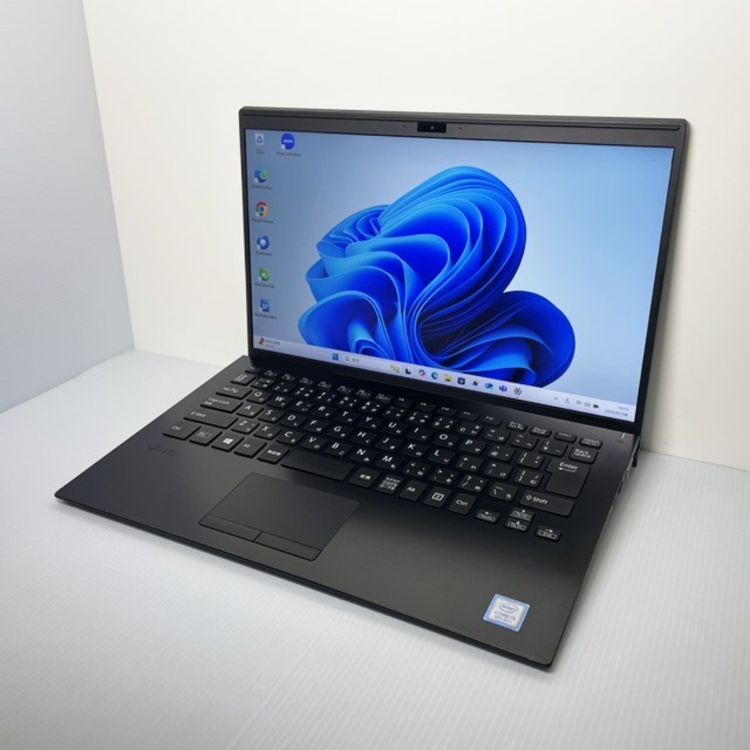 バッテリー7時間半☆軽量薄型モデル持運び最適☆VAIOノートパソコン☆