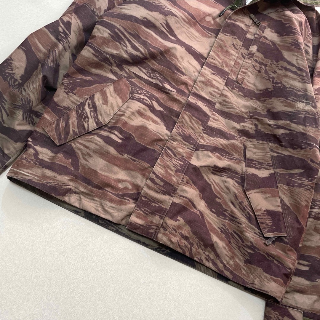 BURTON - 6651 バートン ジャケット ゴアテックス 迷彩柄 メンズ