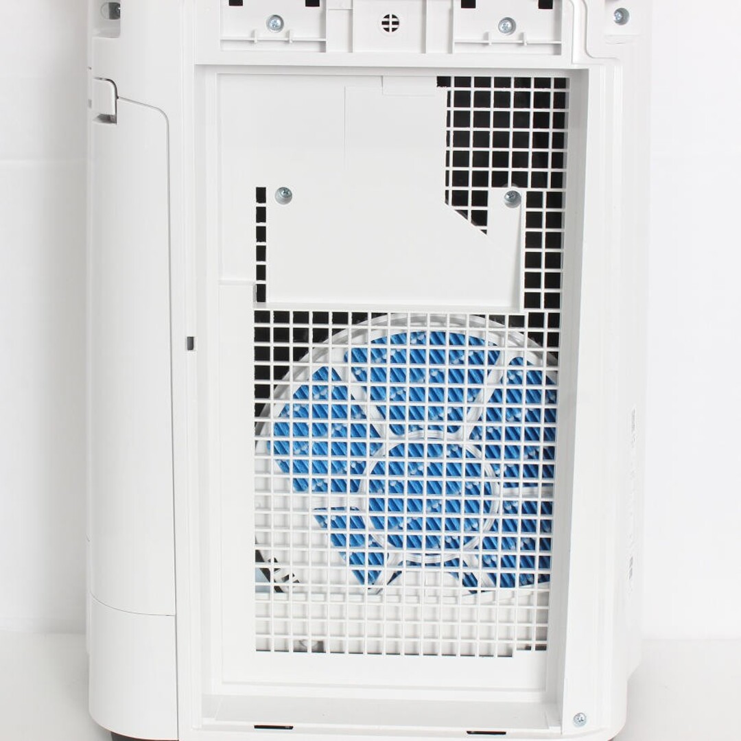 SHARP - 【美品】シャープ KC-P500Y-W ホワイト プラズマクラスター